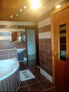 Sopianae_bathroom